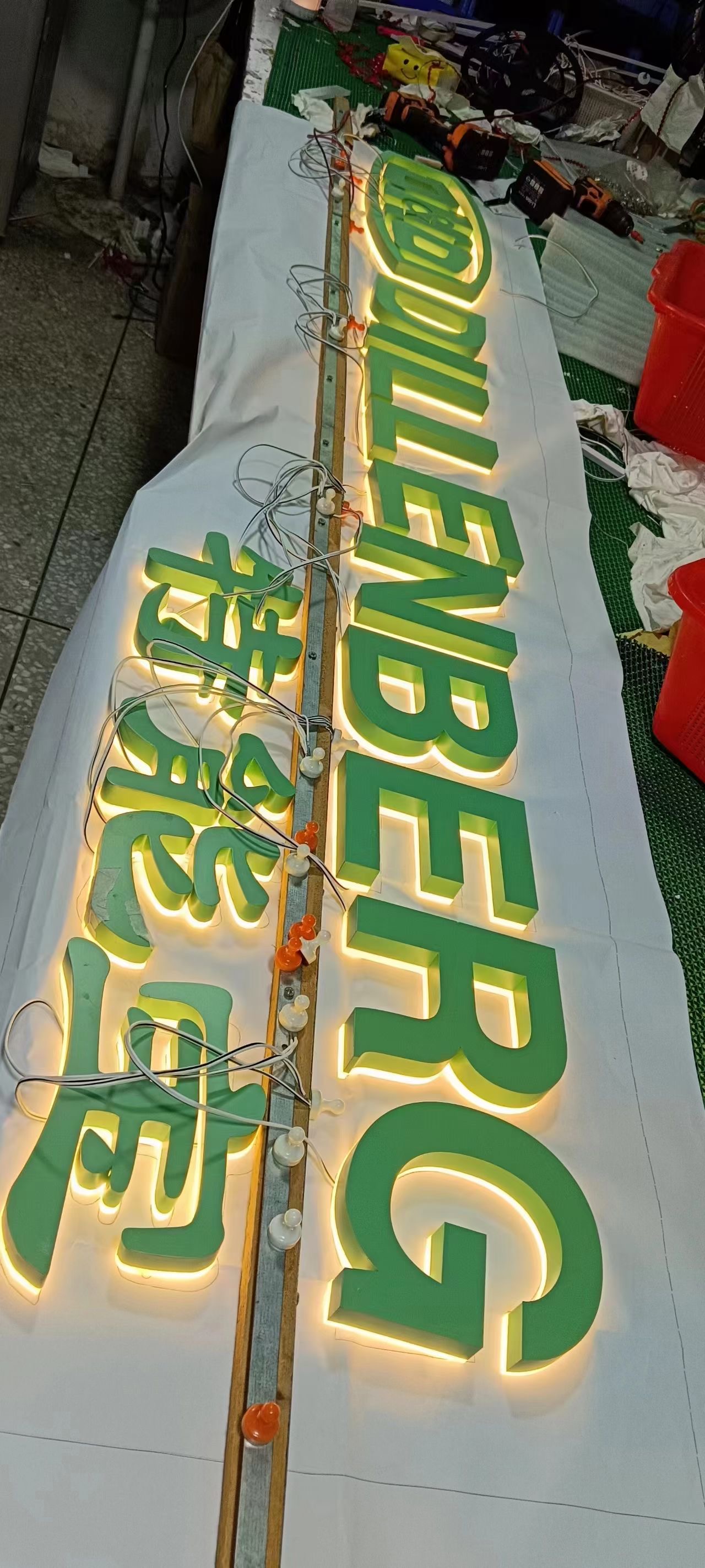 水晶背光字产品展示